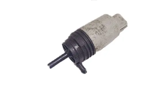BMW 5 E60 E61 Windscreen/windshield washer pump 6934159