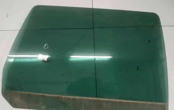 Seat Alhambra (Mk1) Rear door window glass as2