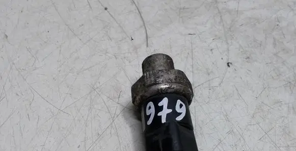 Volkswagen PASSAT B5.5 Air conditioning (A/C) pressure sensor 8D0959482B TDP302QADG2