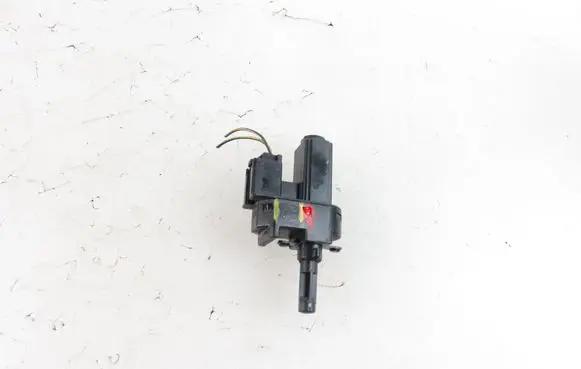 Renault Scenic III - Grand scenic III Clutch pedal sensor 4M5T7C534AA