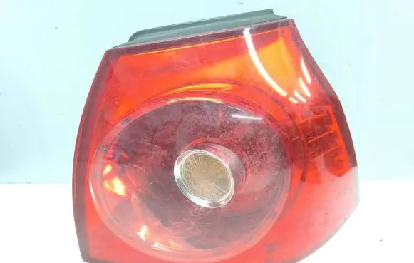 Volkswagen Golf V Rear/tail lights 1K6945096Q 89031823