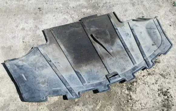 Audi A6 S6 C4 4A Engine splash shield/under tray 4A0863821G