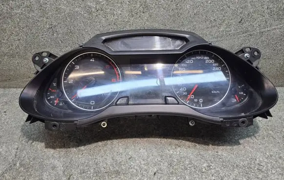Audi A4 S4 B8 8K Speedometer (instrument cluster) 8K0920930C