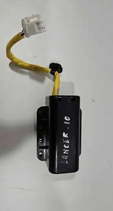 Passenger airbag on/off switch