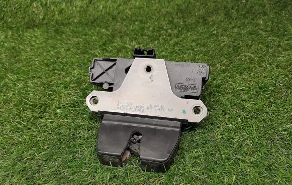 Ford Focus Tailgate/trunk/boot lock/catch/latch 3M51R442A66AP