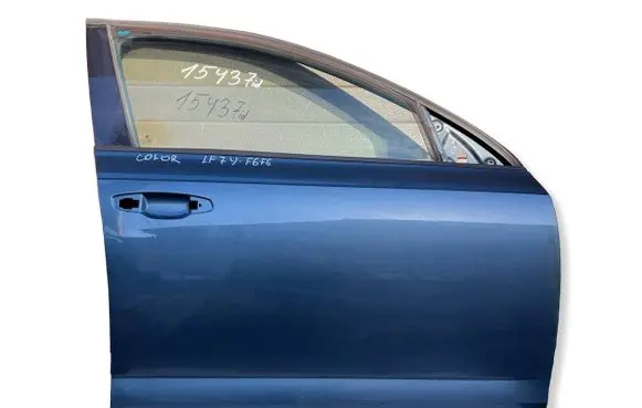 Skoda Octavia Mk3 (5E) Front door 5E0831312
