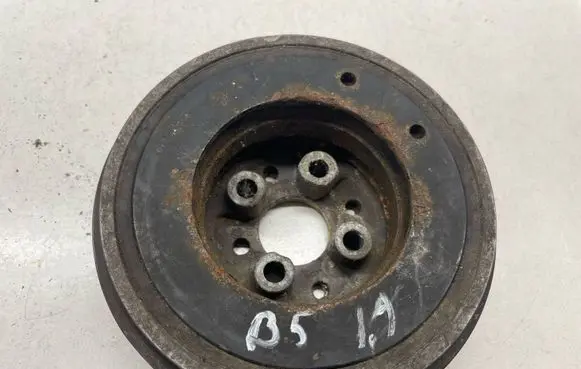 Volkswagen PASSAT B5 Crankshaft pulley