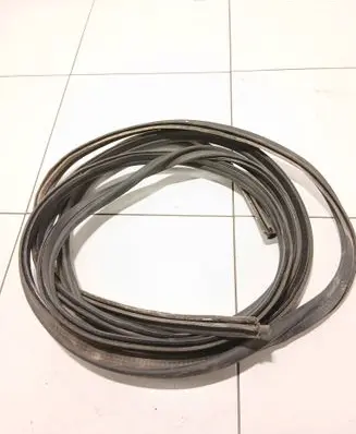 Renault Master III Trunk rubber seal (body) Nocode