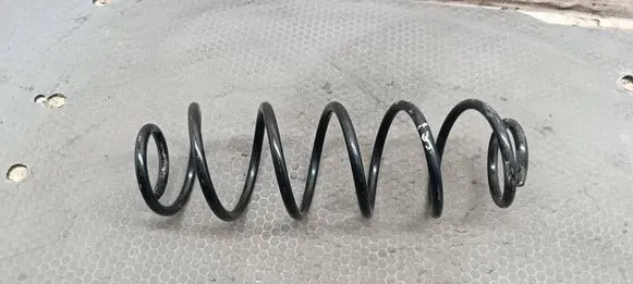 Peugeot 208 I Rear coil spring 