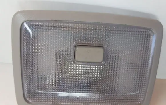 Chevrolet Captiva Rear seat light
