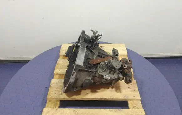Toyota Aygo AB10 Manual 6 speed gearbox 20TT01