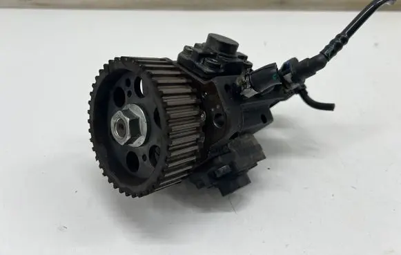 Jeep Cherokee Fuel injection high pressure pump 55246508