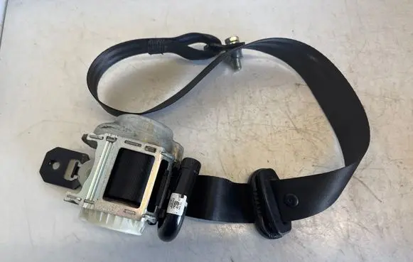 Iveco Daily 6th gen Front seatbelt 5802312002