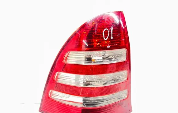 Mercedes-Benz C W203 Rear/tail lights 2038202364