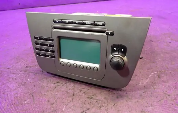 Seat Altea XL Radio/CD/DVD/GPS head unit 5P1035152