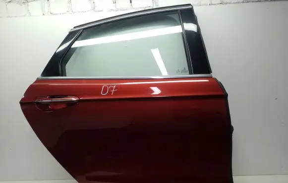 Ford Fusion II Rear door