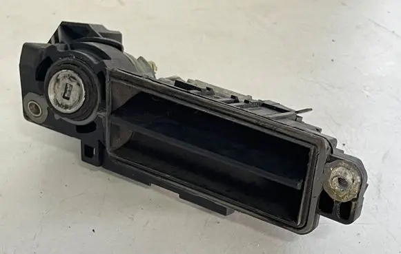 Mercedes-Benz E W211 Tailgate/trunk/boot exterior handle A2037500093