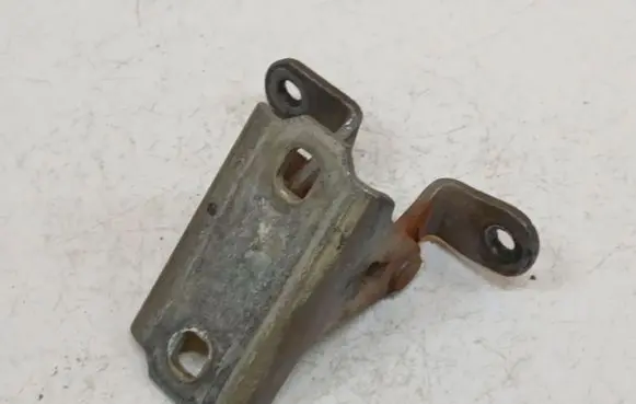 Opel Insignia A Front door upper hinge