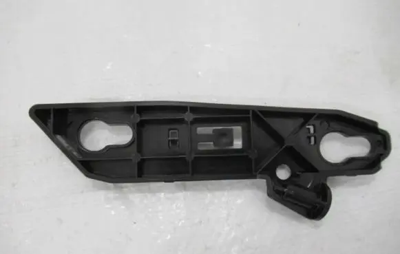 Peugeot 308 Fender mounting bracket AA36136493