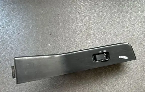 Nissan Patrol Y60 Front door window switch trim 8096027J00
