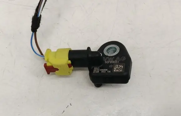 Seat Arona Airbag deployment crash/impact sensor 5QF959351