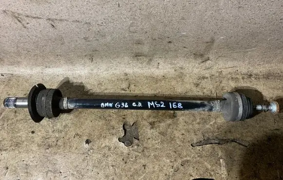 BMW 6 G32 Gran Turismo Rear driveshaft 8639466