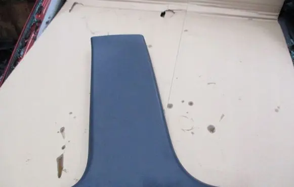 Audi A4 S4 B7 8E 8H (B) pillar trim (bottom) 8E0867239