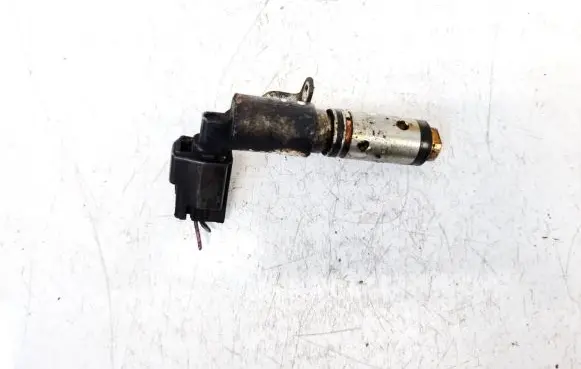 Volvo S80 Camshaft vanos timing valve 6g9n9m424aa
