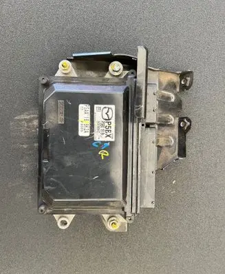 Mazda 3 III Engine control unit/module ECU P5BX1888 0ZH988L9193