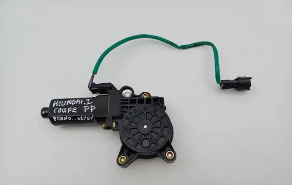 Hyundai Coupe Front door window regulator motor