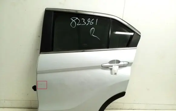 Mitsubishi Eclipse Cross Rear door