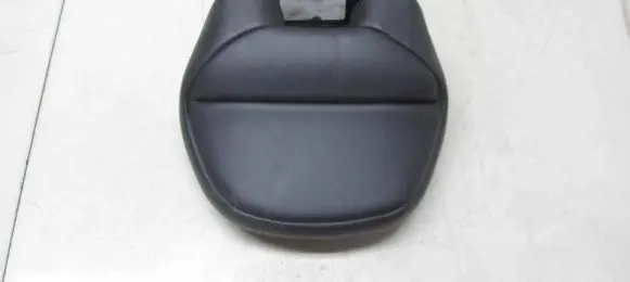 Volvo V40 Rear seat headrest 