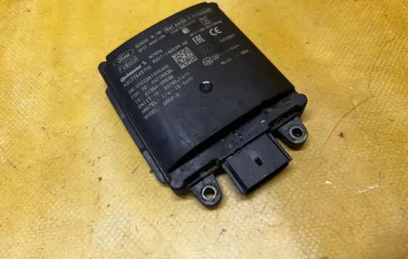 Ford Bronco Blind spot module M2DT-14D599-AD M2DT14D599AD