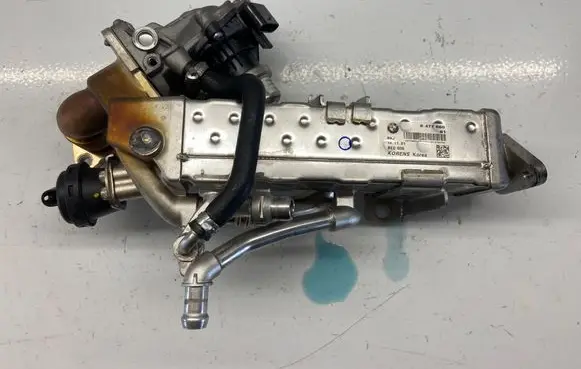 BMW 1 F20 F21 EGR valve cooler 8477660