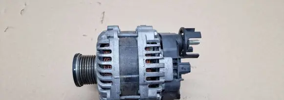 Renault Megane IV Generator/alternator 231009933R