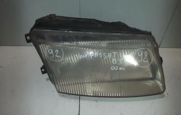 Volkswagen PASSAT B5 Headlight/headlamp 205079B