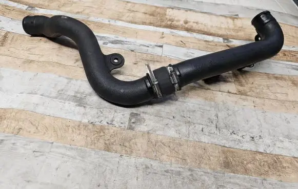 Audi A4 S4 B5 8D Intercooler hose/pipe 8D0145840A