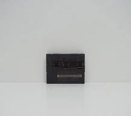 Audi A3 S3 8P Central body control module 1K0959433AJ