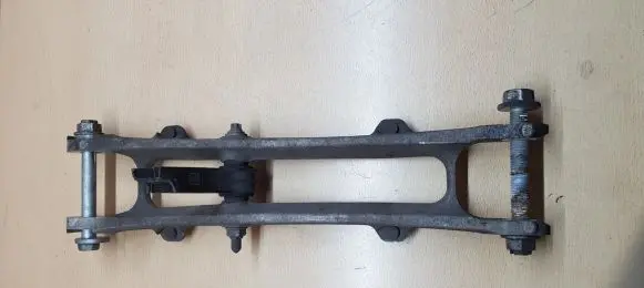 BMW 5 G30 G31 Rear control arm 8091698