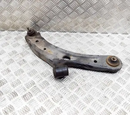 Suzuki Swift II Front lower control arm/wishbone
