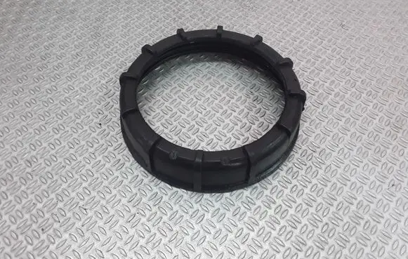 Mercedes-Benz C W203 In tank fuel pump screw locking ring/nut 