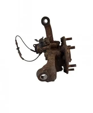 Mitsubishi L200 Front wheel hub