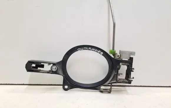 Rear door exterior handle/bracket