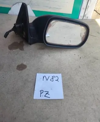 Nissan Primera Manual wing mirror 3847829