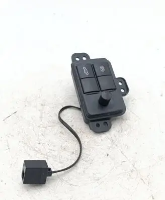 Toyota Highlander XU70 Tailgate opening switch 554490e290