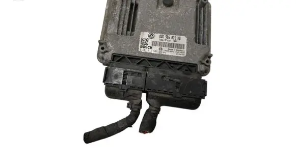 Volkswagen Golf V Engine control unit/module 03G906021HB 1039S15613 0281013606
