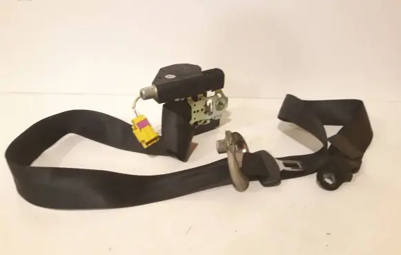Volkswagen Caddy Front seatbelt 2K0857805E