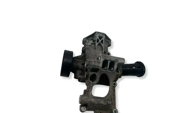 BMW 1 F20 F21 Water pump 7643067 11517643067