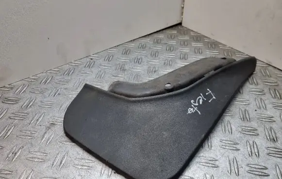 Ford Fiesta Rear mudguard 8A6J28370AA