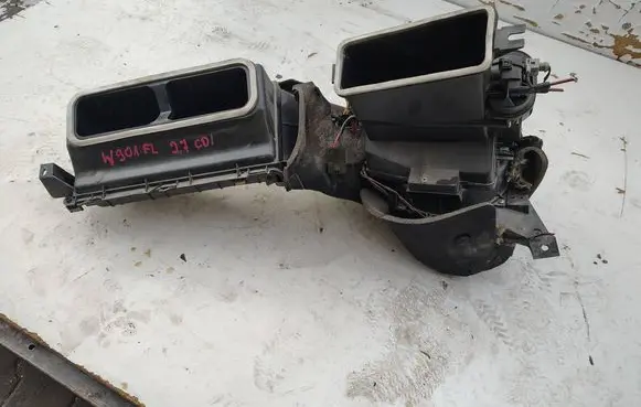 Mercedes-Benz Sprinter W901 W902 W903 W904 Interior heater climate box assembly A9018302762